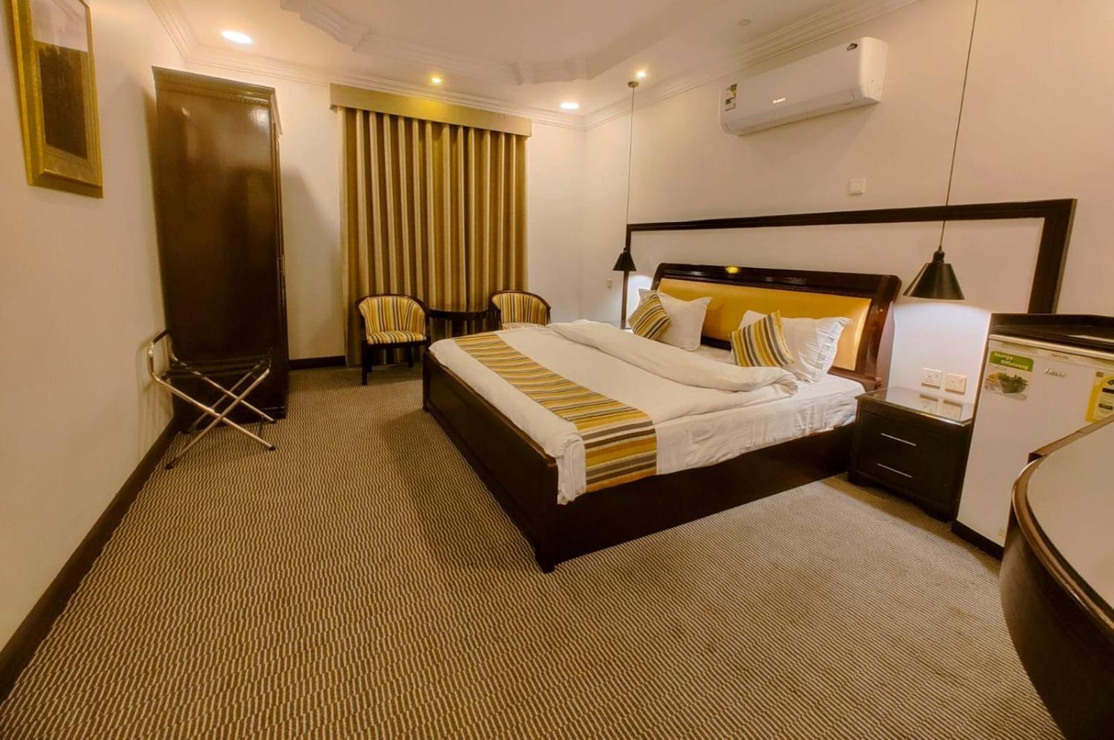 Al Mokhmalia Serviced Apartments Medina Buitenkant foto